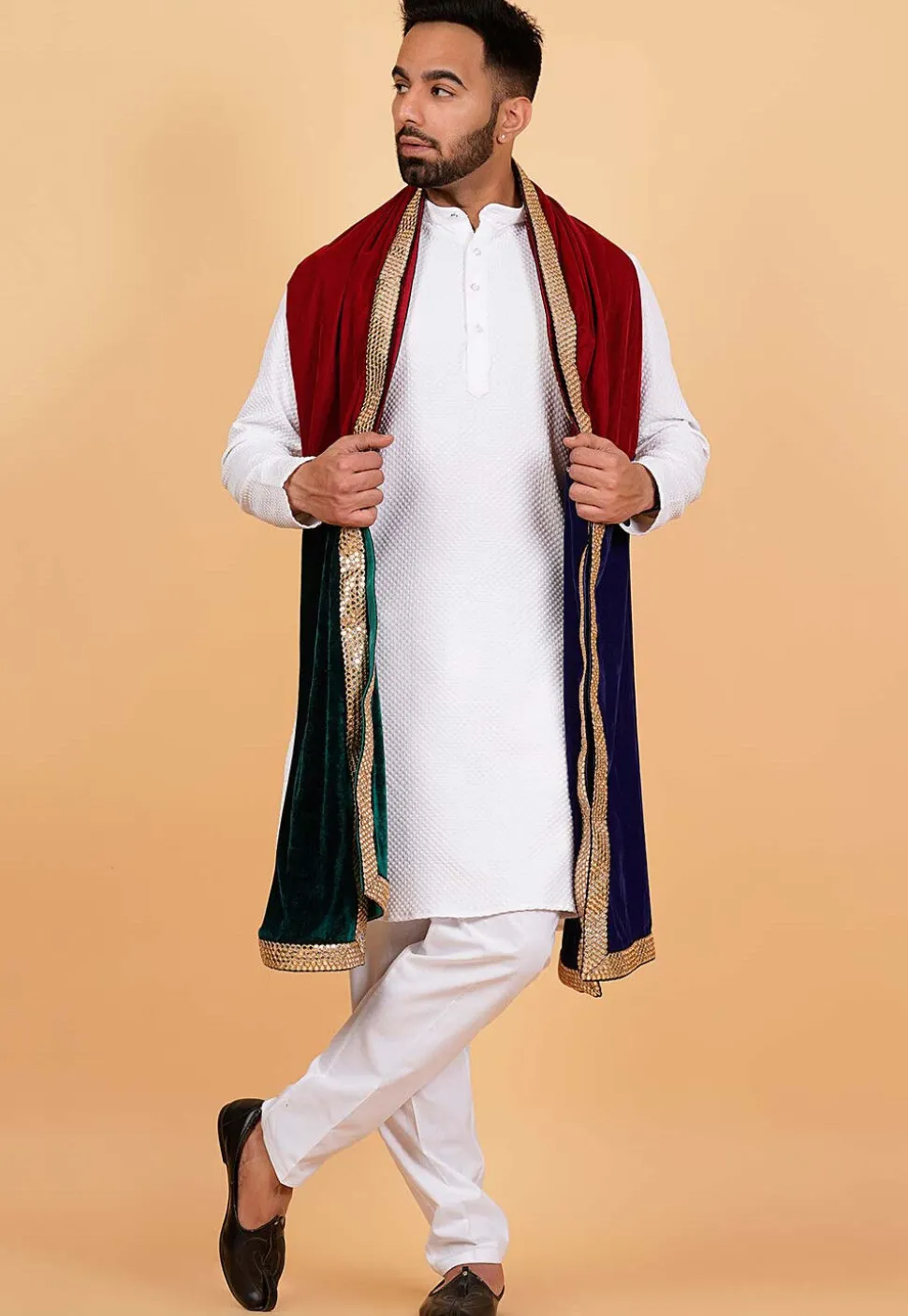 Color Blocked Velvet Men Dupatta in Multicolor
