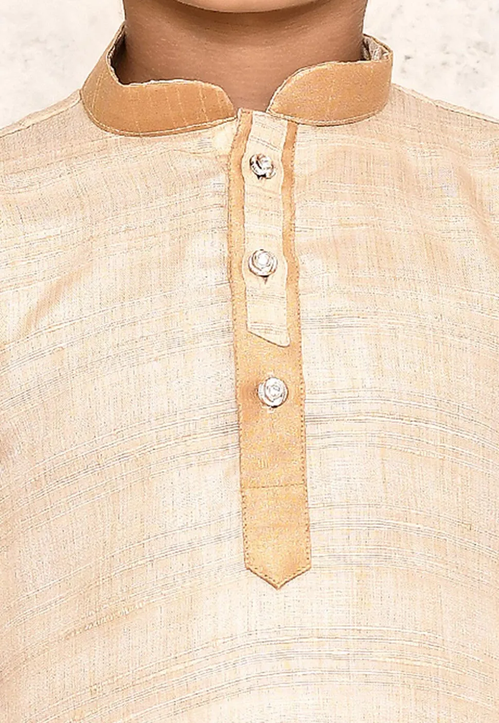 Contrast Collar Jute Cotton Kurta in Beige