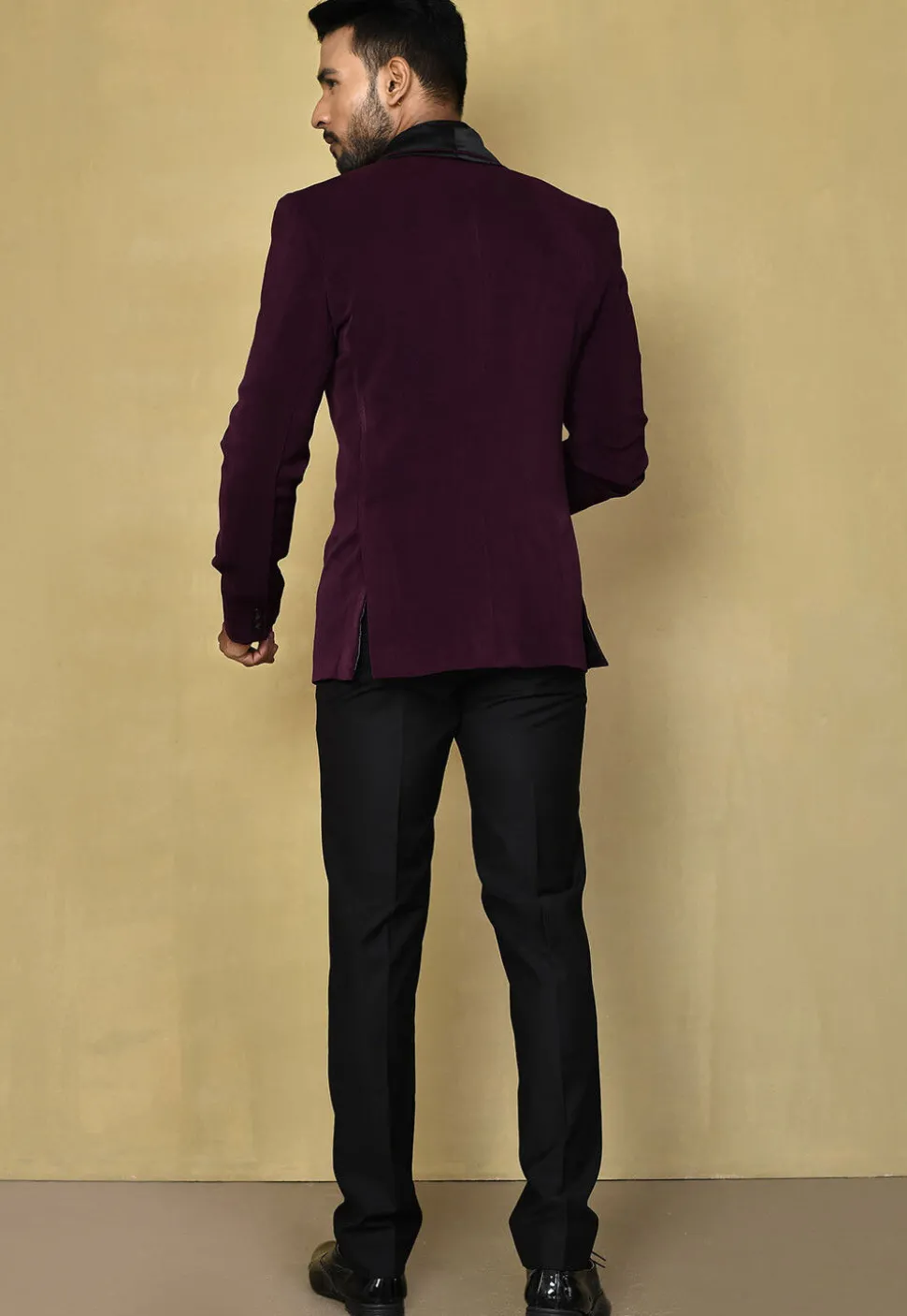 Contrast Collar Polyester Tuxedo in Magenta