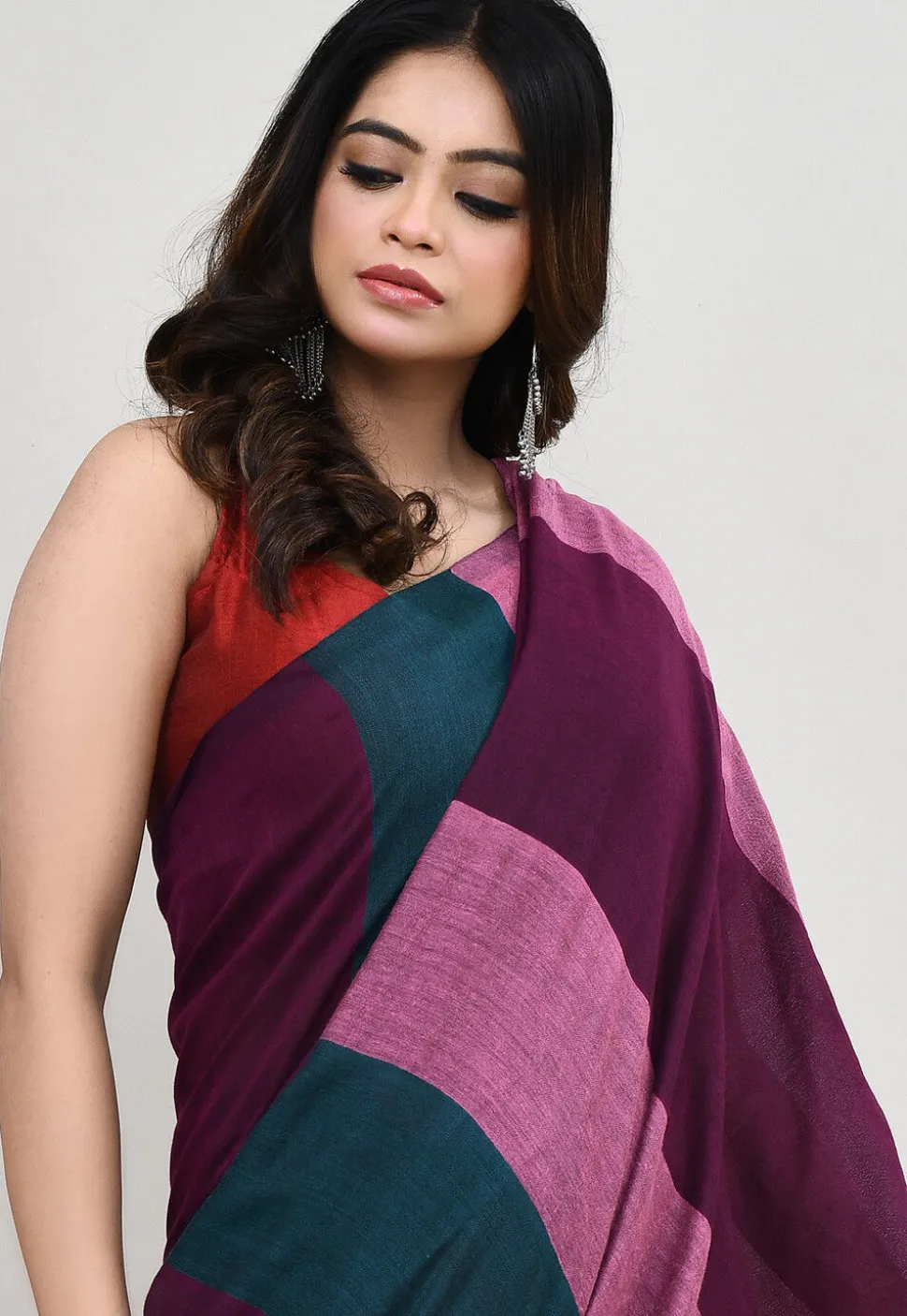 Contrast Cotton Saree in Multicolor