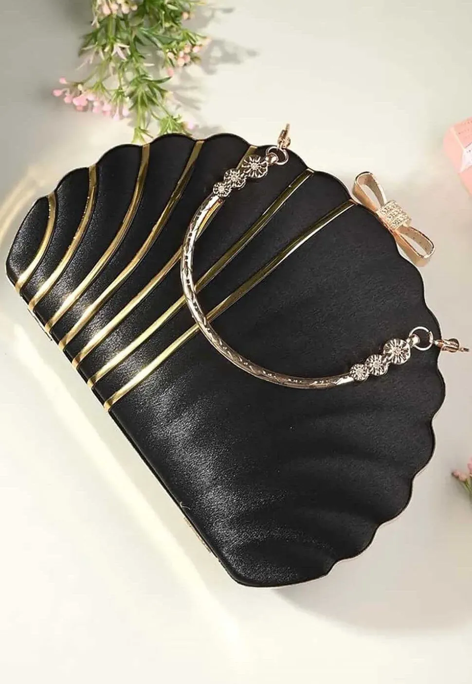 Contrast Detailing Satin Scalloped Clutch Bag in Black