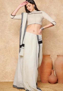 Contrast Trim Cotton Blouse in Cream