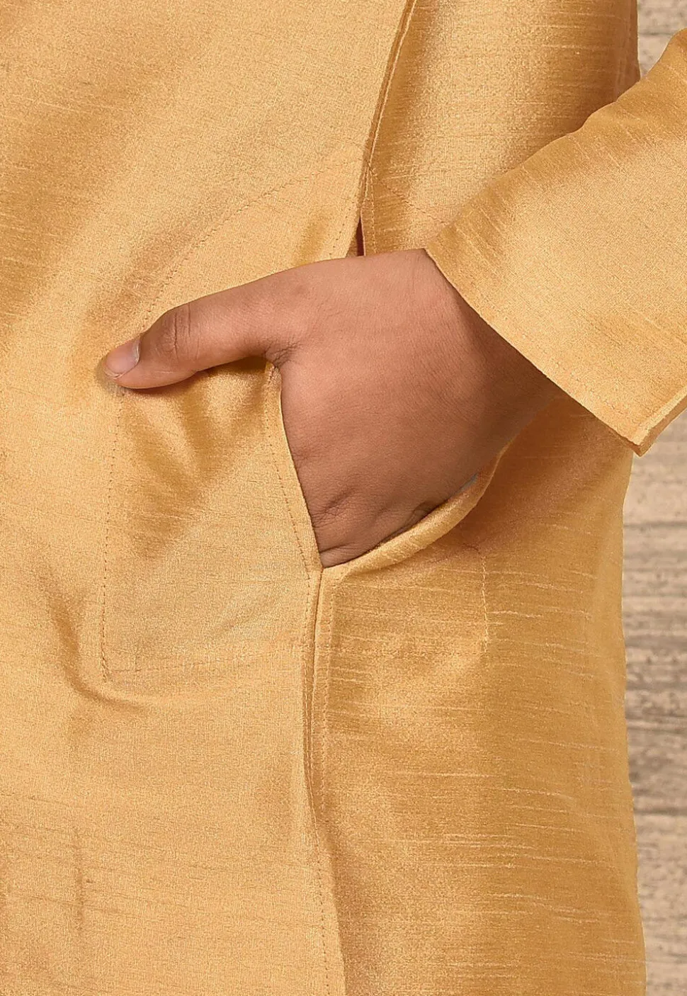 Contrast Trim Dupion Silk Kurta Set in Peach