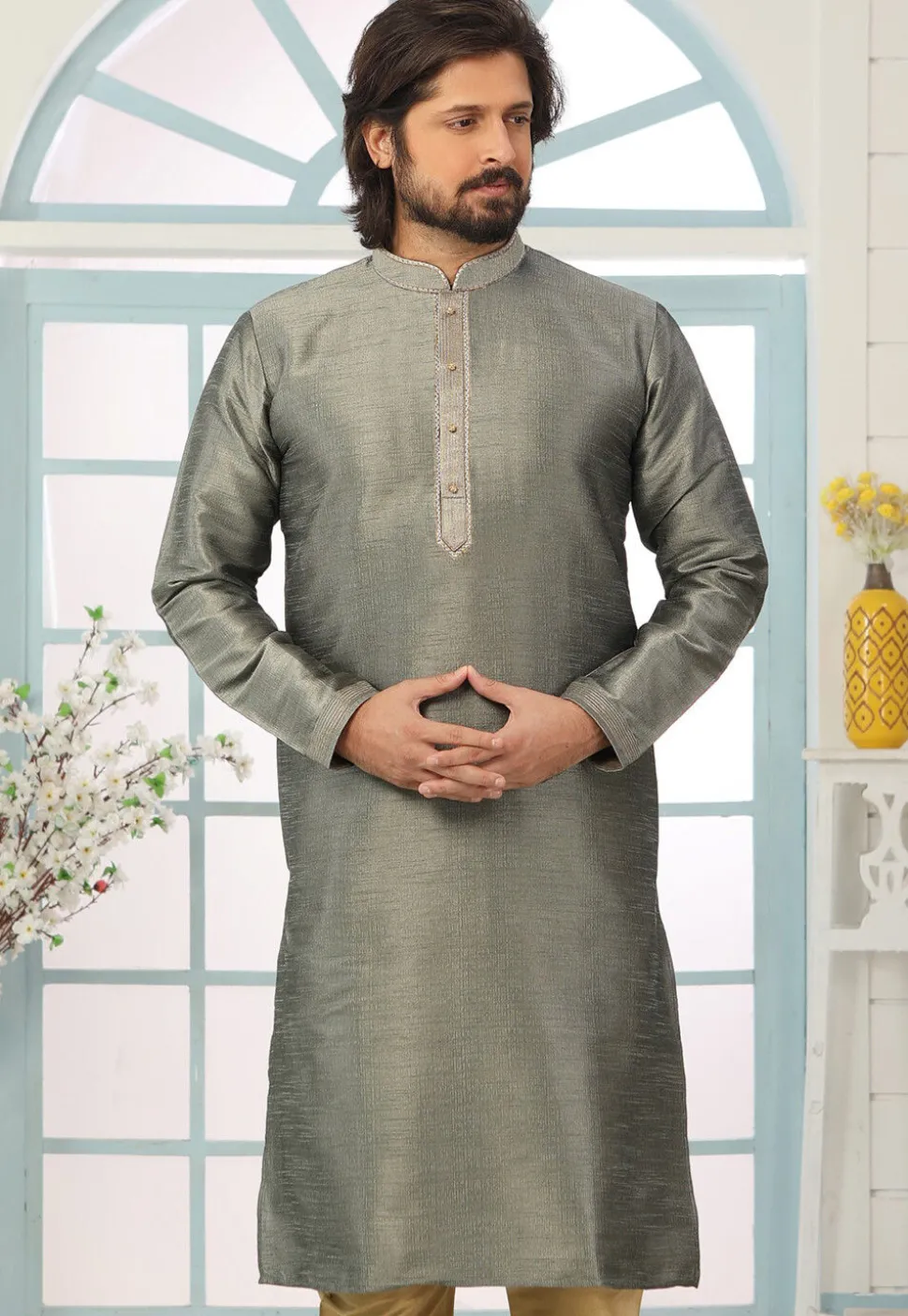 Contrast Trim Dupion Silk Kurta in Grey