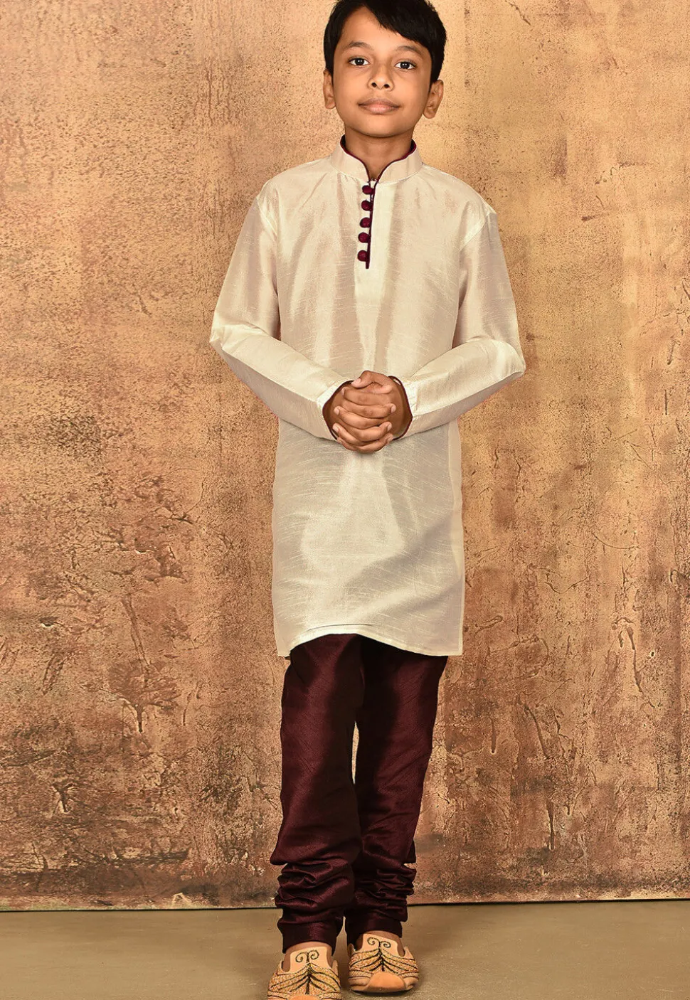 Contrast Trim Dupion Silk Kurta in Light Beige