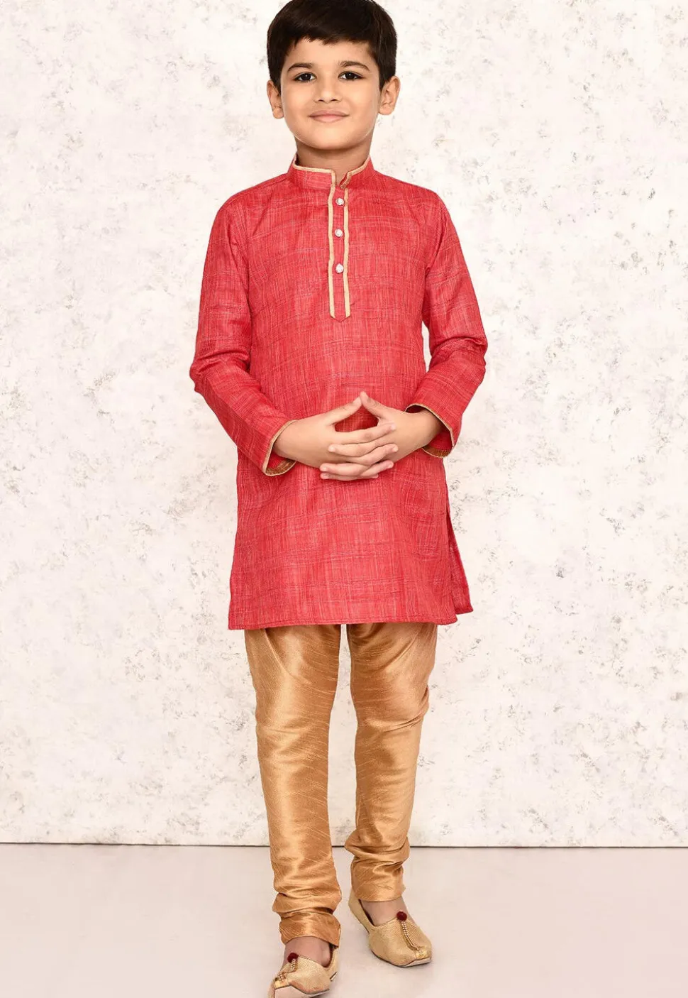 Contrast Trim Jute Cotton Kurta in Coral Red
