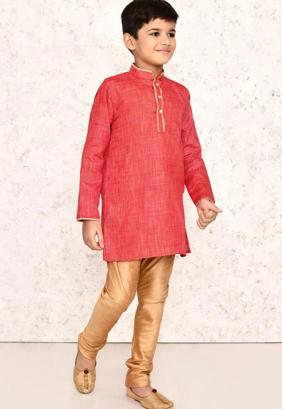 Contrast Trim Jute Cotton Kurta Set in Coral Red