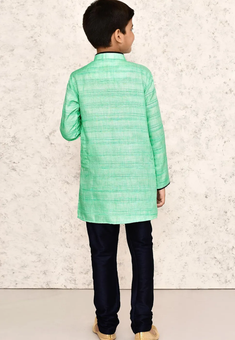 Contrast Trim Jute Cotton Kurta Set in Green