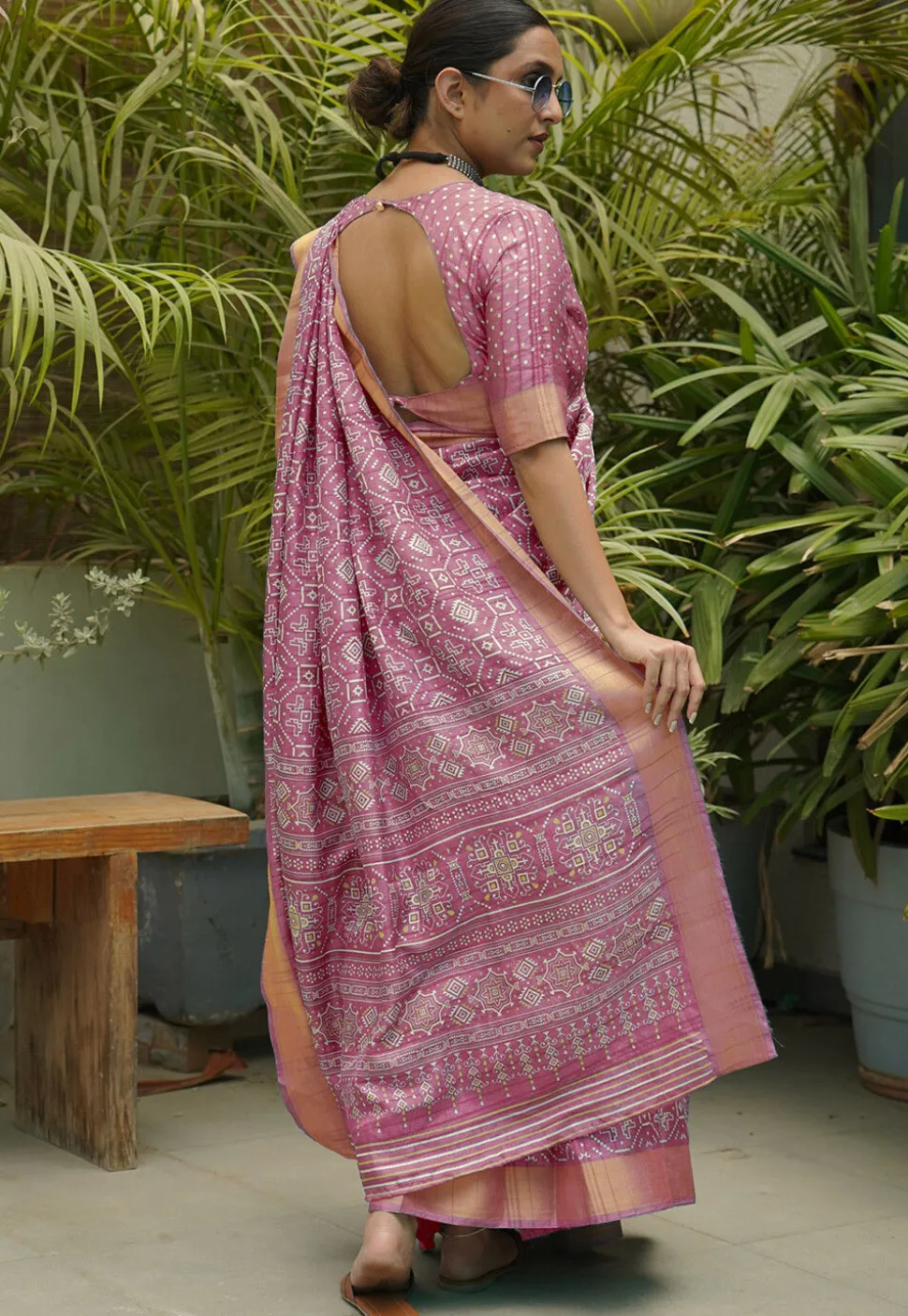 Digital Printed Art Silk Saree in Pink