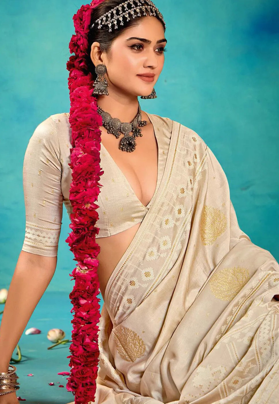 Digital Printed Art Silk Saree in Cream