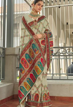 Digital Printed Art Silk Saree in Off White