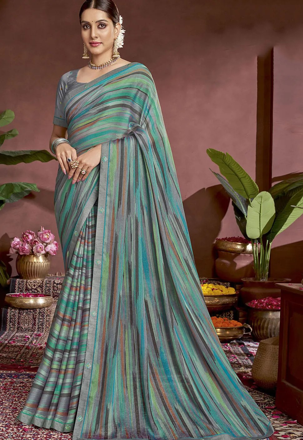 Digital Printed Chiffon Saree in Multicolor