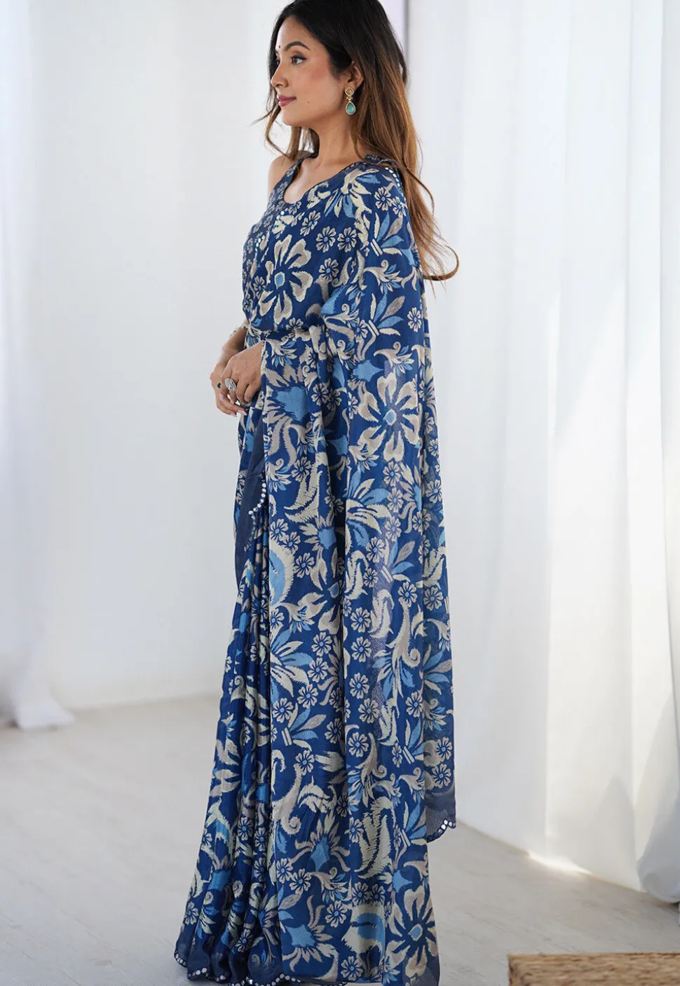 Digital Printed Chinon Chiffon Scalloped Saree in Blue