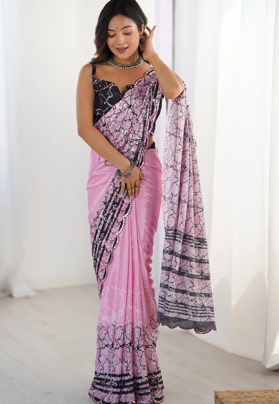 Digital Printed Chinon Crepe Saree in Pink