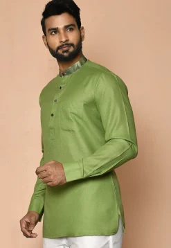 Digital Printed Collar Cotton Short Kurta in Green