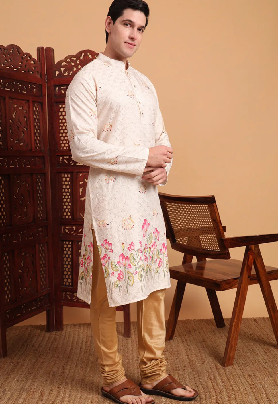 Digital Printed Cotton Kurta in Cream