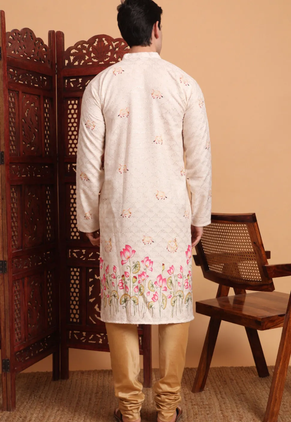 Digital Printed Cotton Kurta in Cream