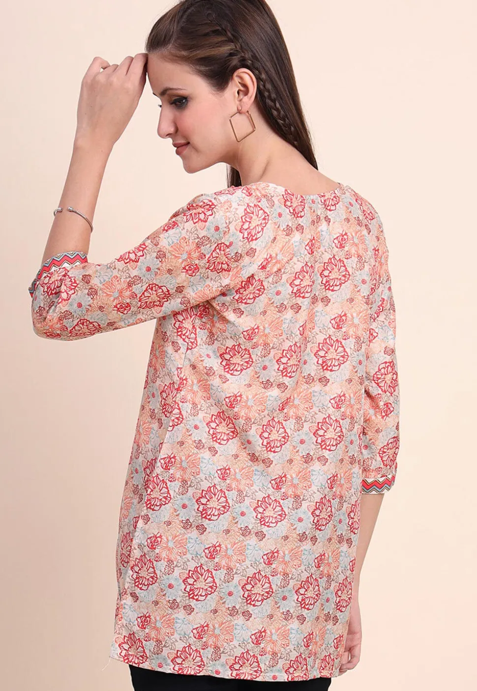 Digital Printed Cotton Kurti in Multicolor