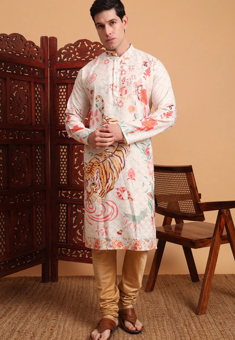 Digital Printed Cotton Kurta in Off White