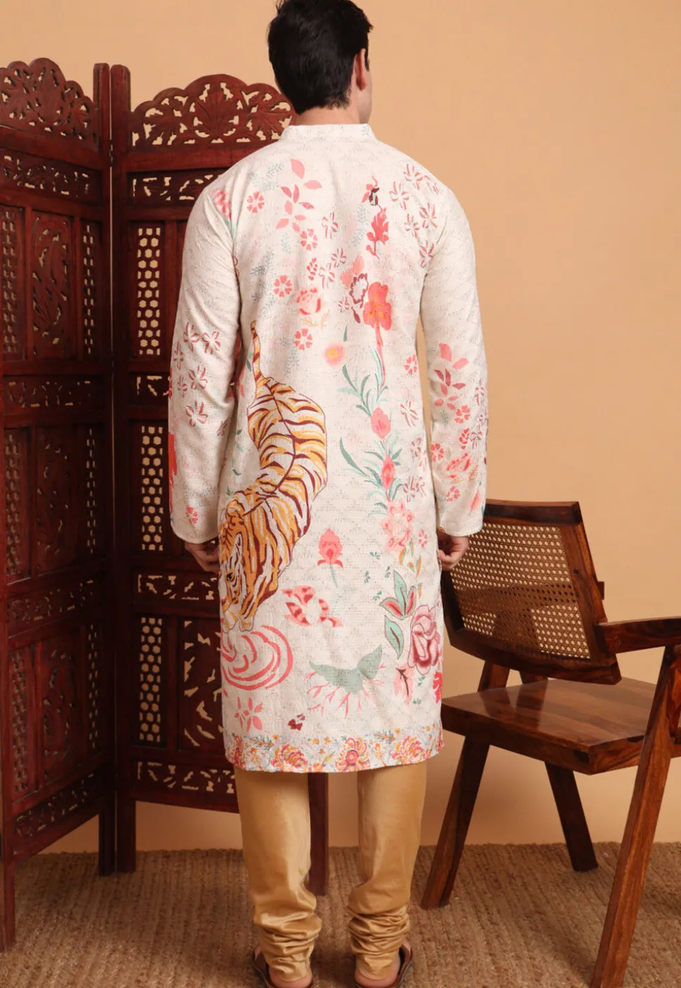 Digital Printed Cotton Kurta in Off White