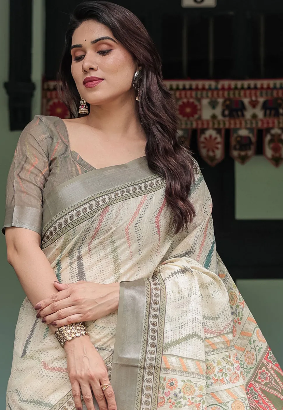 Digital Printed Cotton Saree in Cream