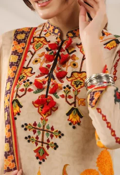 Digital Printed Crepe Pakistani Suit in Light Beige
