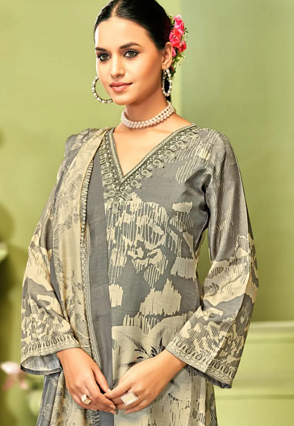 Digital Printed Crepe Pakistani Suit in Grey