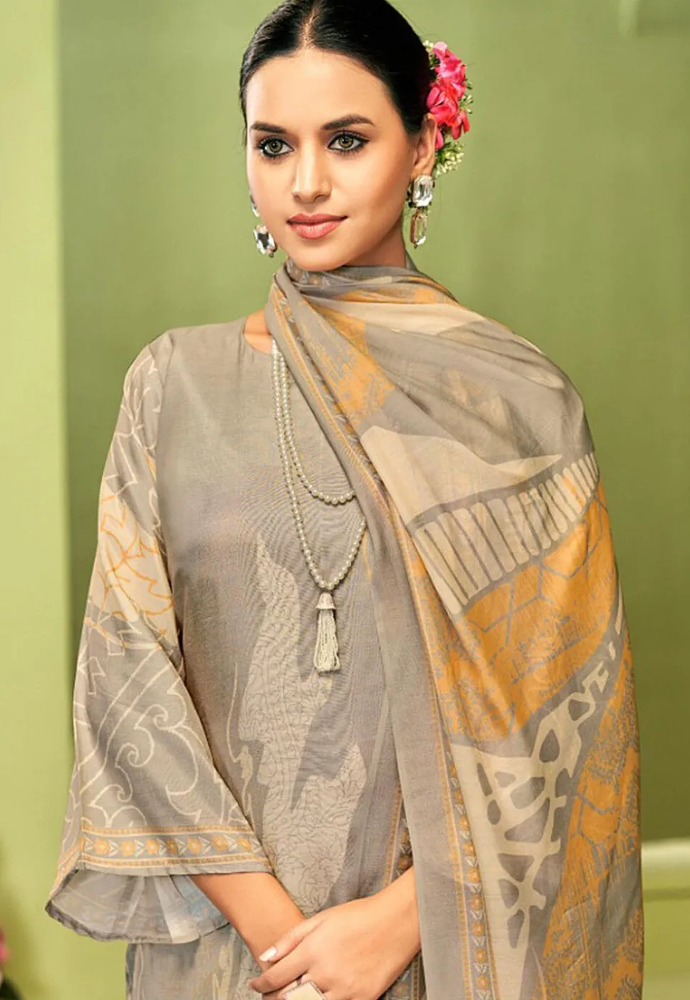 Digital Printed Crepe Pakistani Suit in Grey