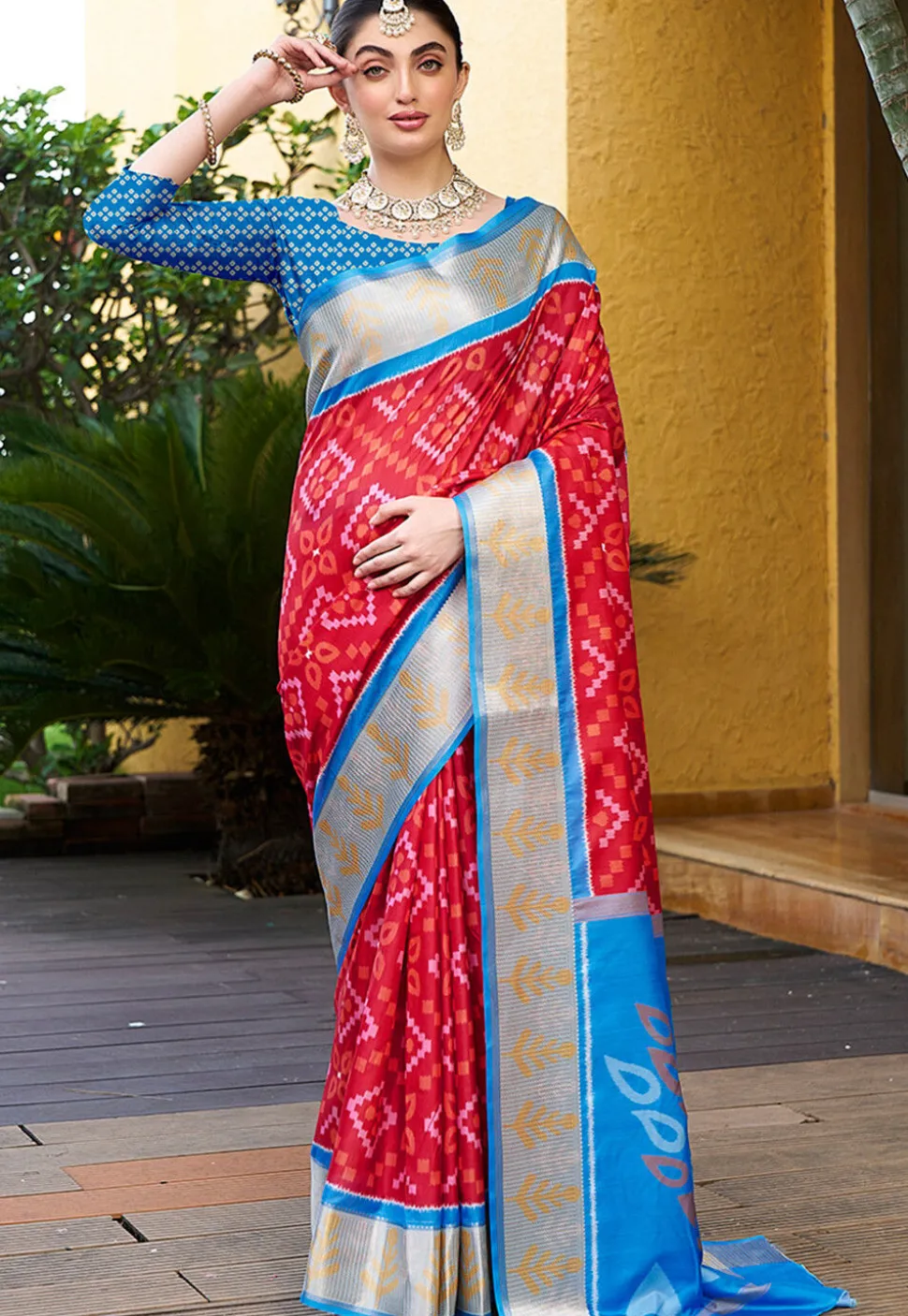 Digital Printed Crepe Saree in Red