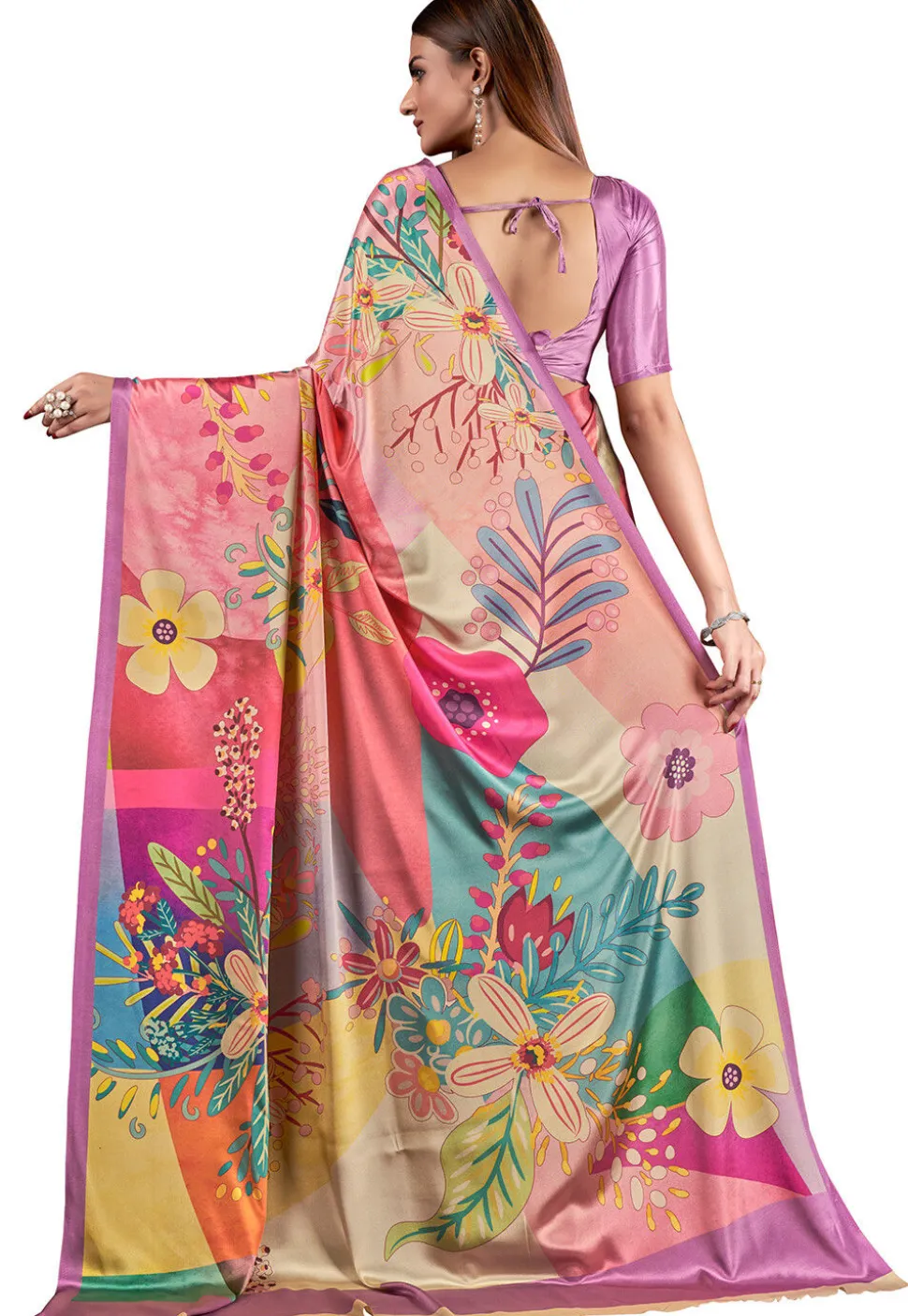 Digital Printed Crepe Saree in Multicolor