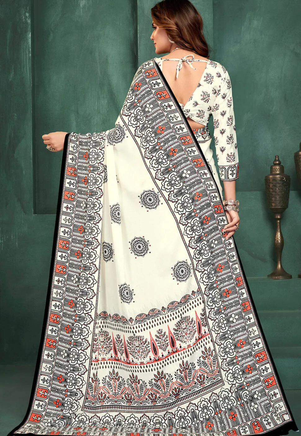 Digital Printed Crepe Saree in Off White