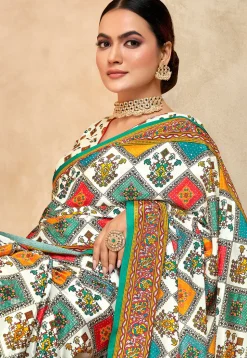 Digital Printed Crepe Saree in Multicolor