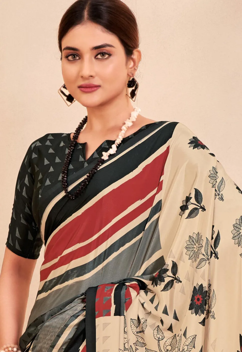 Digital Printed Crepe Silk Saree in Multicolor