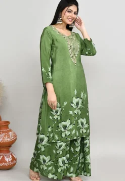 Digital Printed Crepe Silk Pakistani Suit in Green