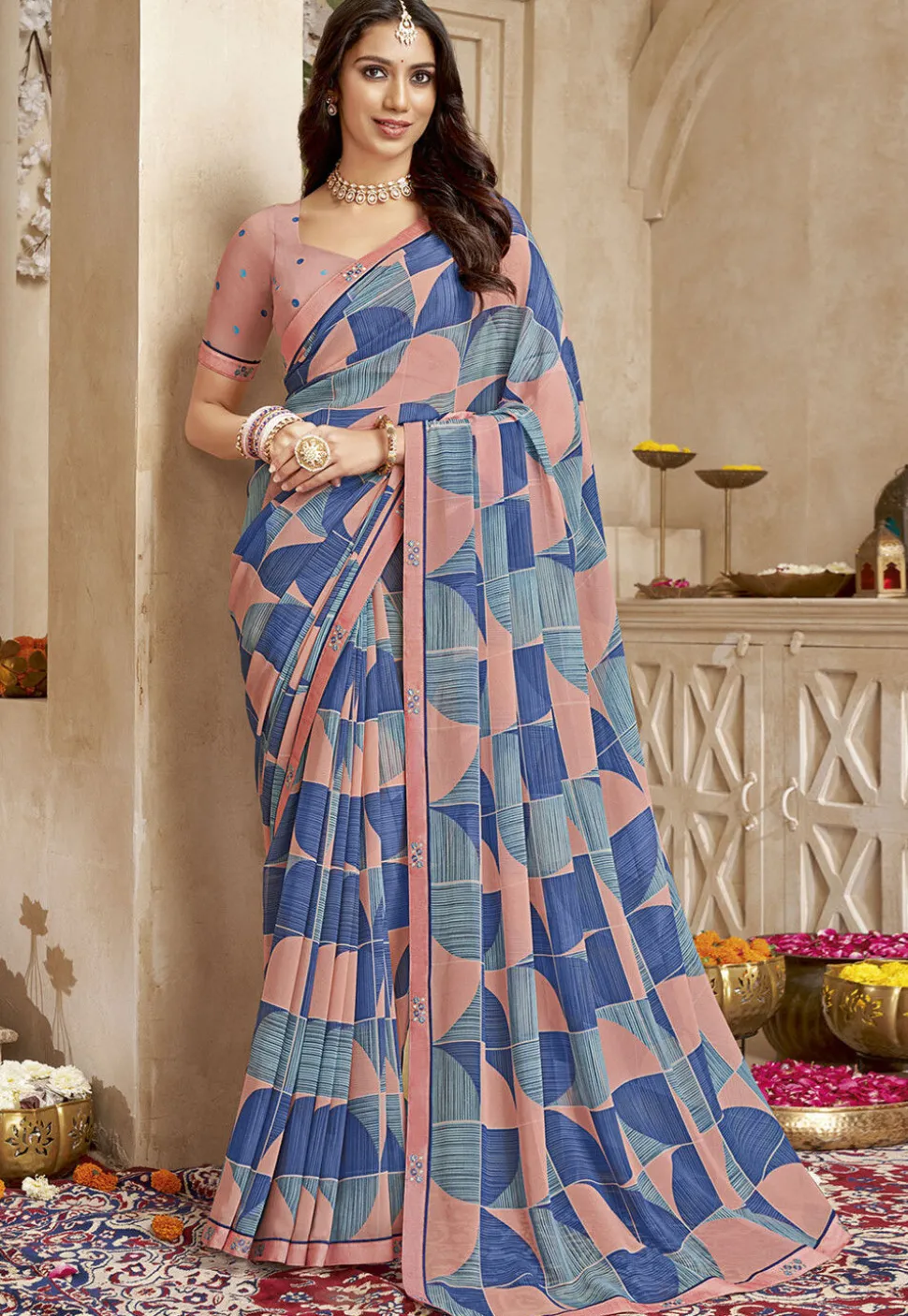 Digital Printed Georgette Saree in Multicolor
