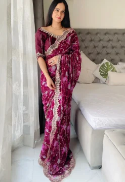 Digital Printed Georgette Scalloped Saree in Purple