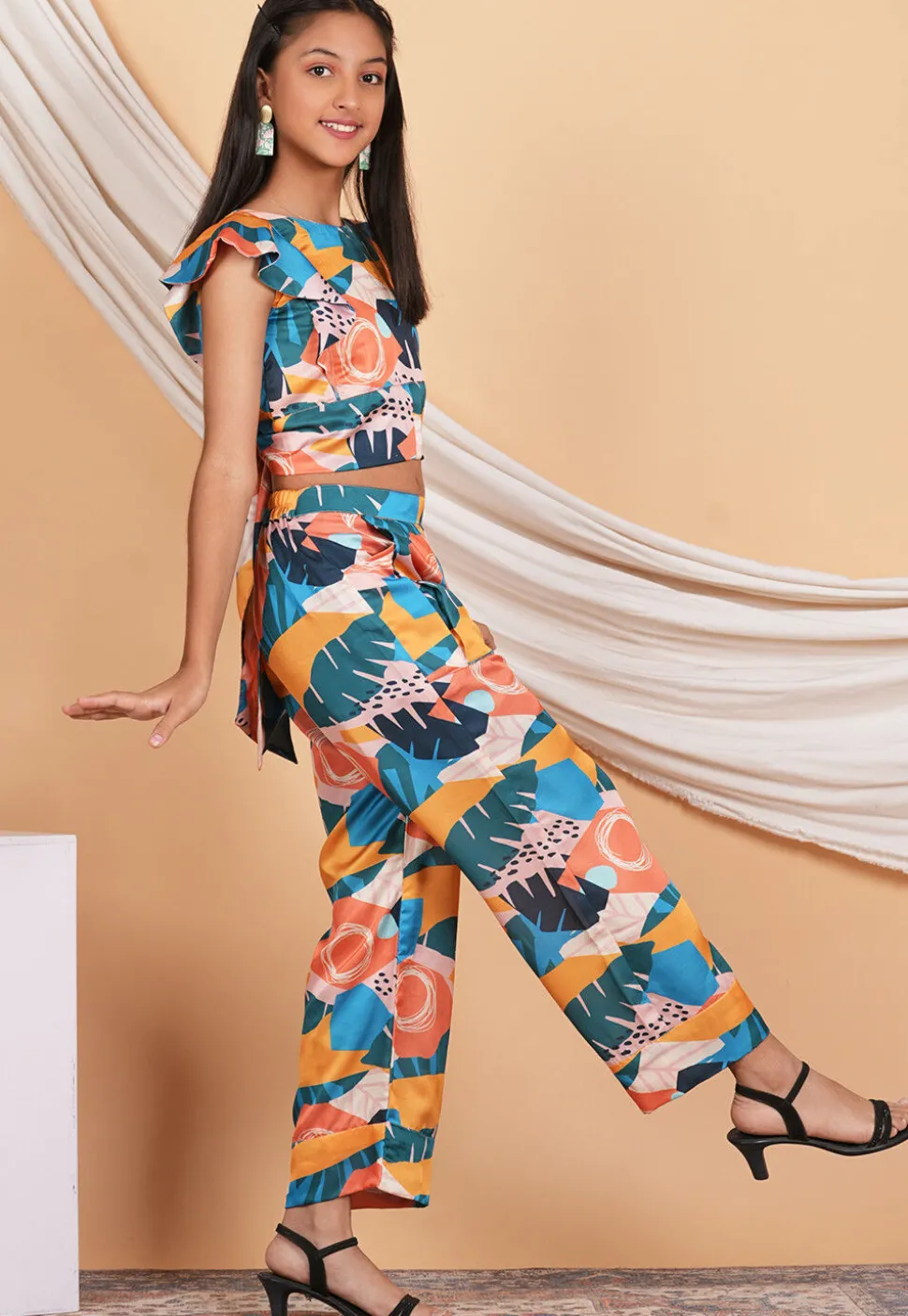 Digital Printed Modal Satin Crop Top Set in Multicolor