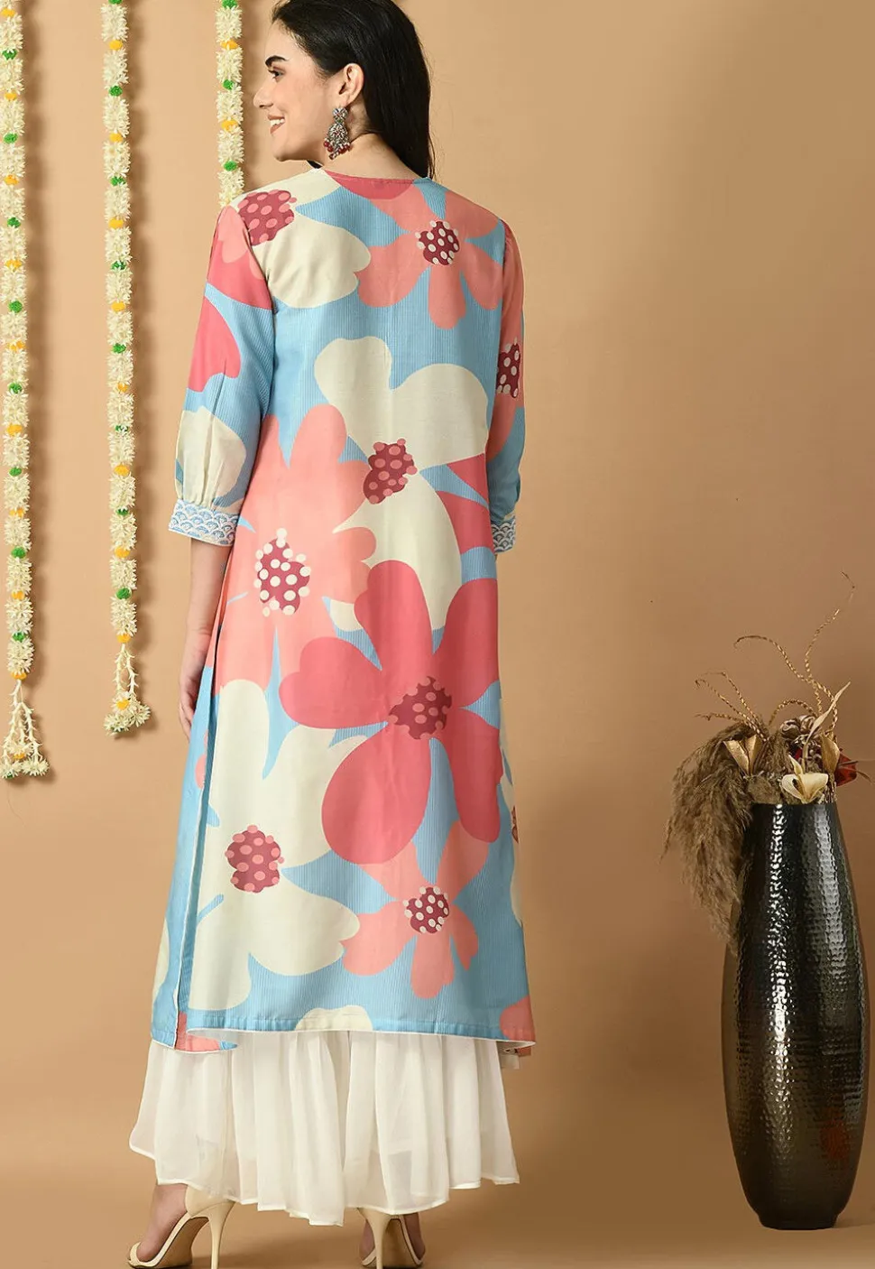 Digital Printed Muslin Silk Straight Kurta Set in Multicolor