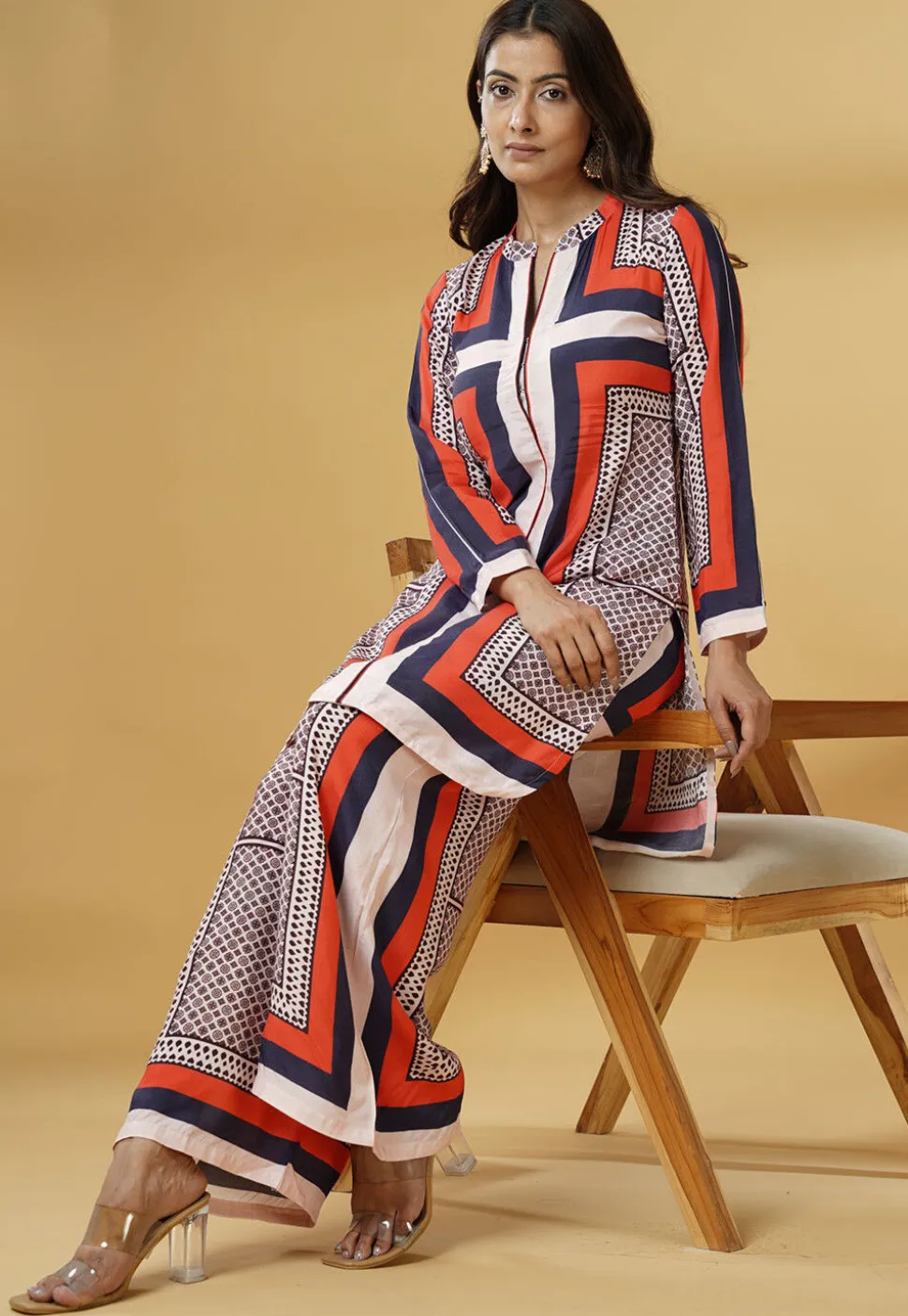 Digital Printed Muslin Silk Straight Kurta Set in Multicolor