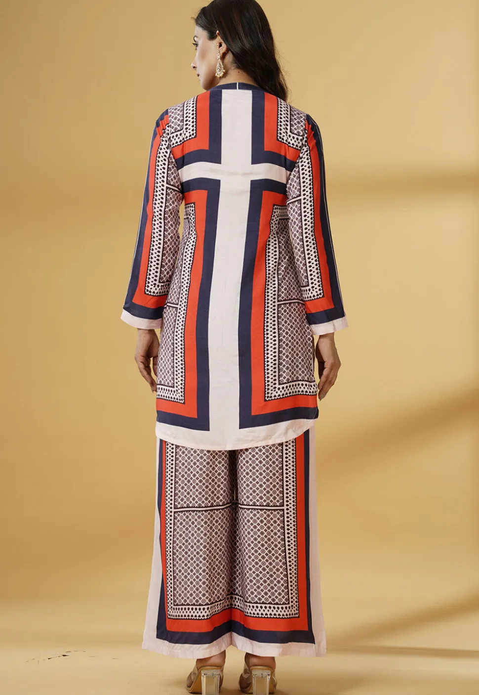Digital Printed Muslin Silk Straight Kurta Set in Multicolor