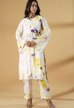 Digital Printed Muslin Silk Straight Kurta Set in Multicolor