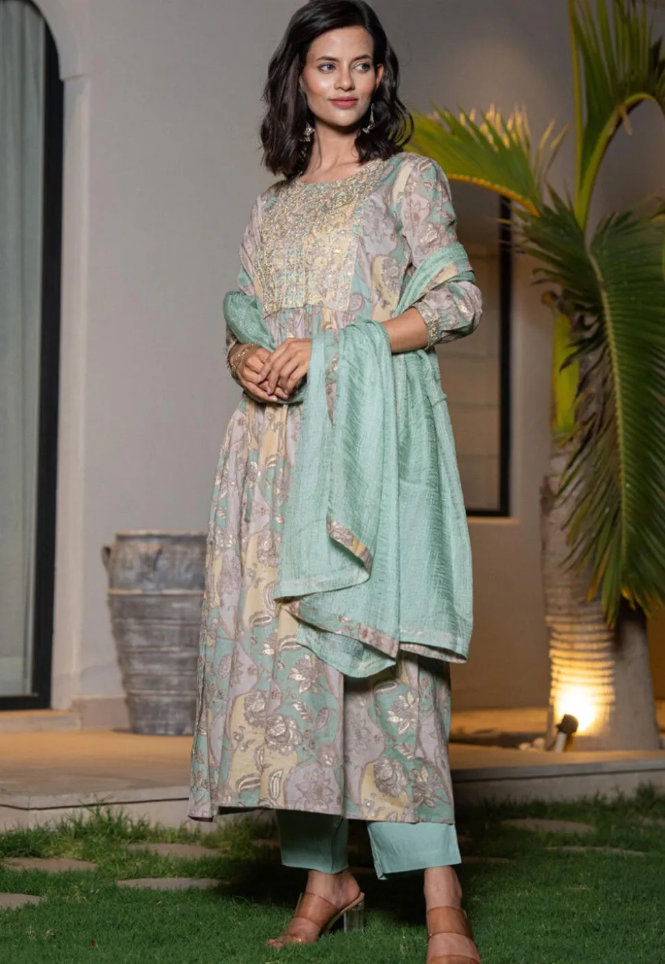 Digital Printed Organic Cotton and Malmal Cotton Punjabi Suit in Grey