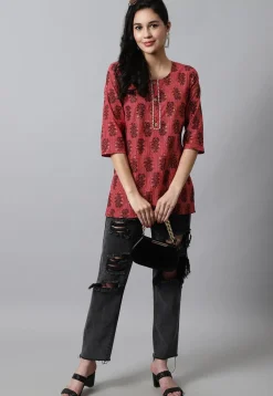 Digital Printed Pure Cotton Short Kurti in Red