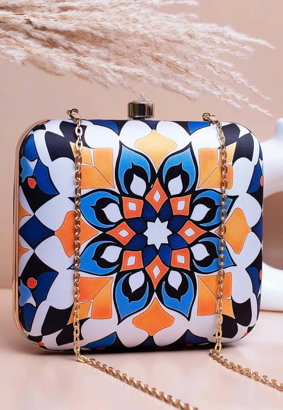 Digital Printed Synthetic Square Clutch Bag in Multicolor