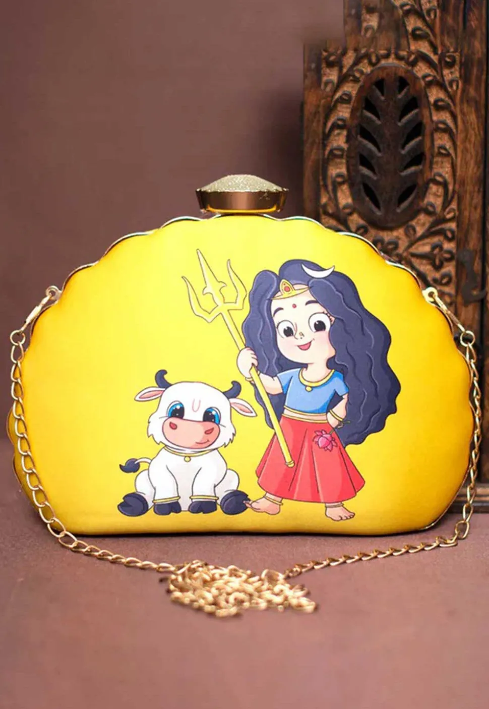 Digital Printed Synthetic Scalloped Clutch Bag in Yellow