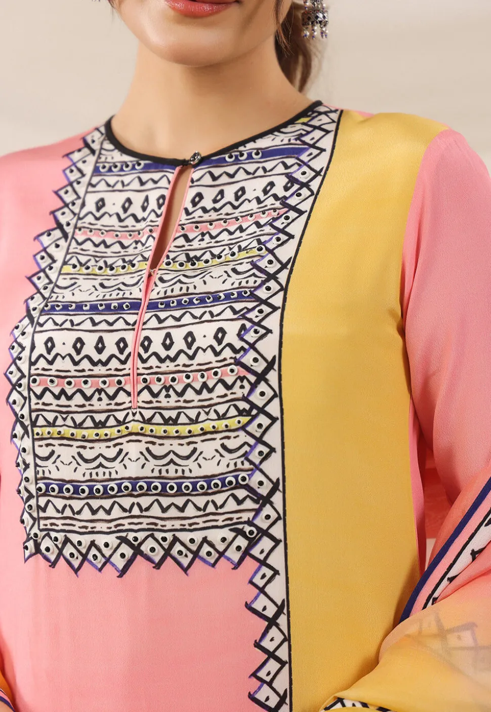 Digital Printed Viscose Georgette Pakistani Suit in Peach