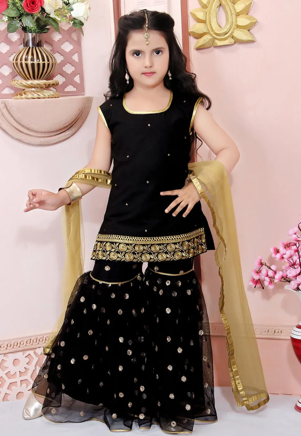 Embellished Cotton Silk Pakistani Suit in Black