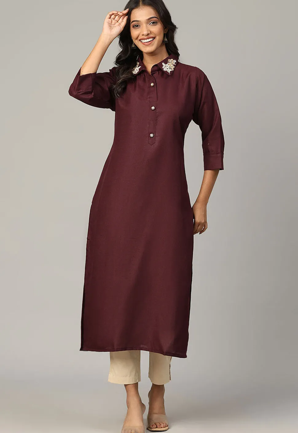 Embellished Cotton Slub Straight Kurta in Maroon