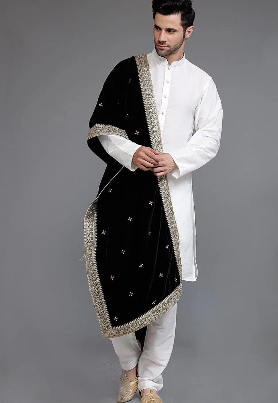 Embellished Velvet Mens Dupatta in Black
