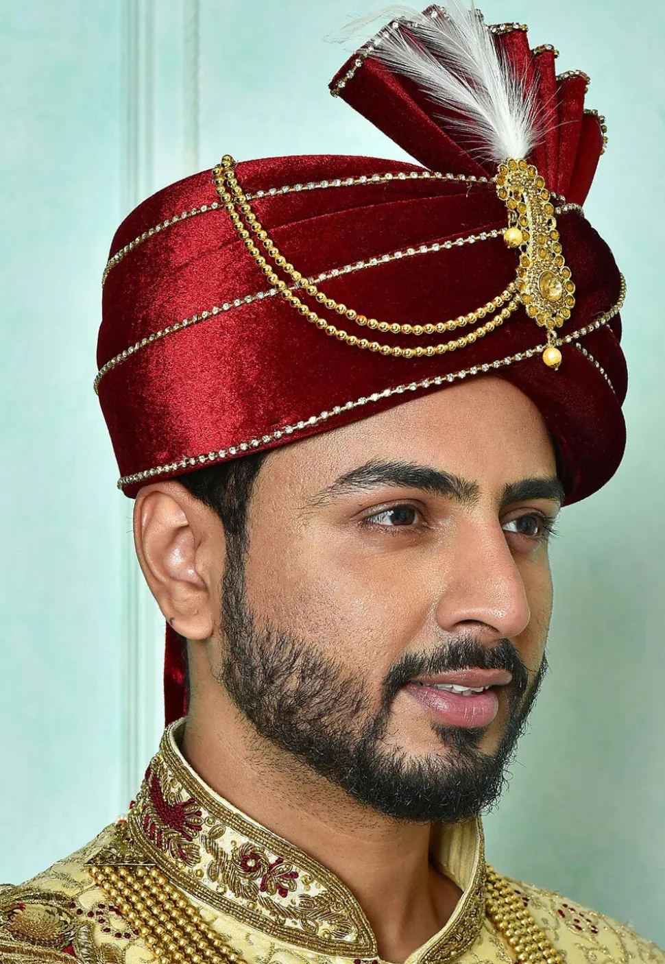 Embellished Velvet Turban in Maroon